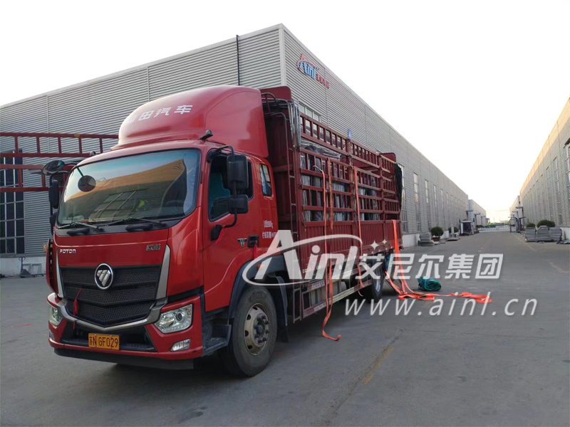 <b>艾尼爾供應嘉定候車亭成功發貨！</b>