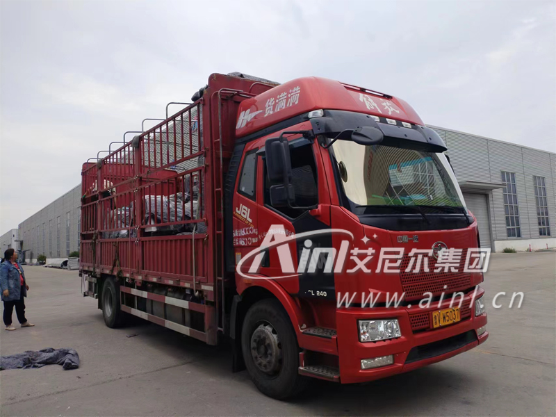 <b>艾尼爾供應巴彥淖爾候車亭第三車成功發貨！</b>